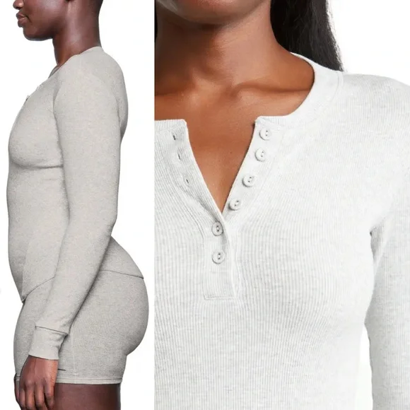 SKIMS cotton rib Henley long sleeve - Picture 3 of 4